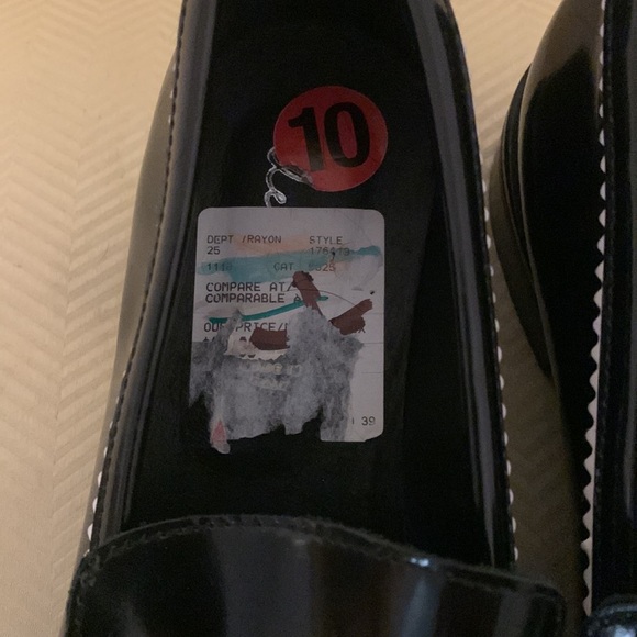NWT Davos Gomma black loafers. - Picture 9 of 10